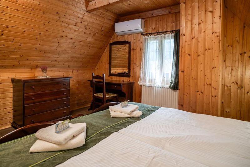 Pristava Lepena Village Exteriér fotografie